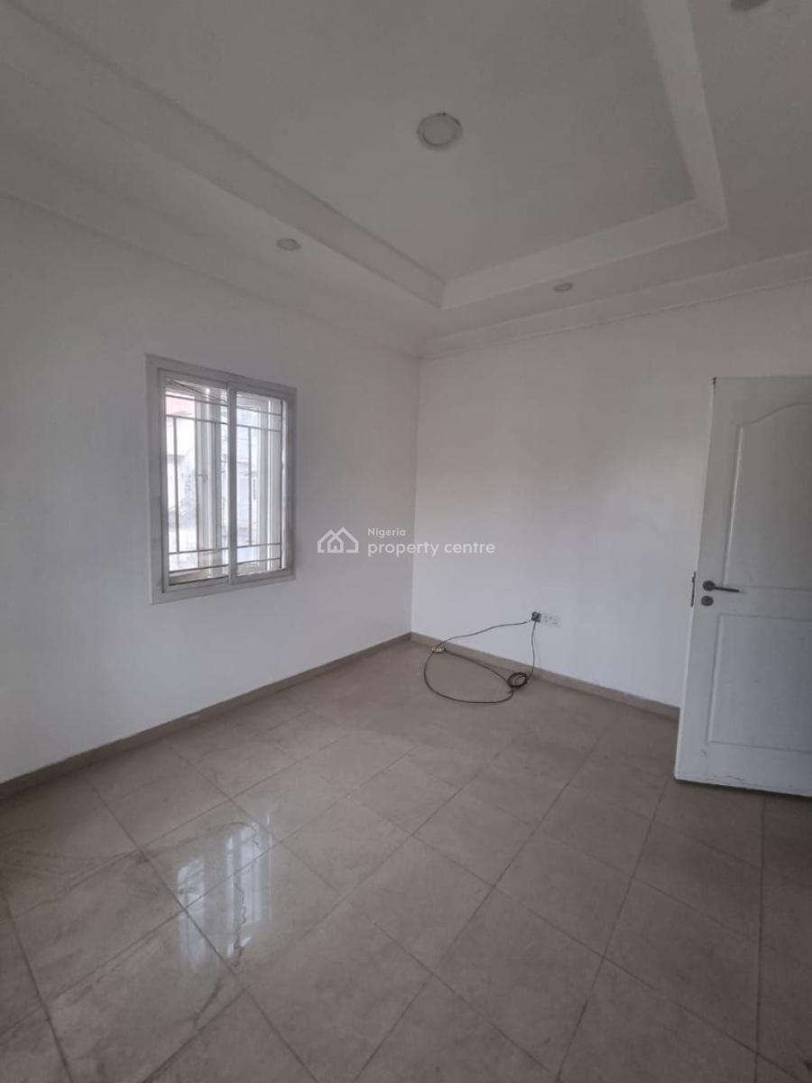 Commercial Space Available, Lekki Expressway, Lekki, Lagos, Commercial Property for Rent