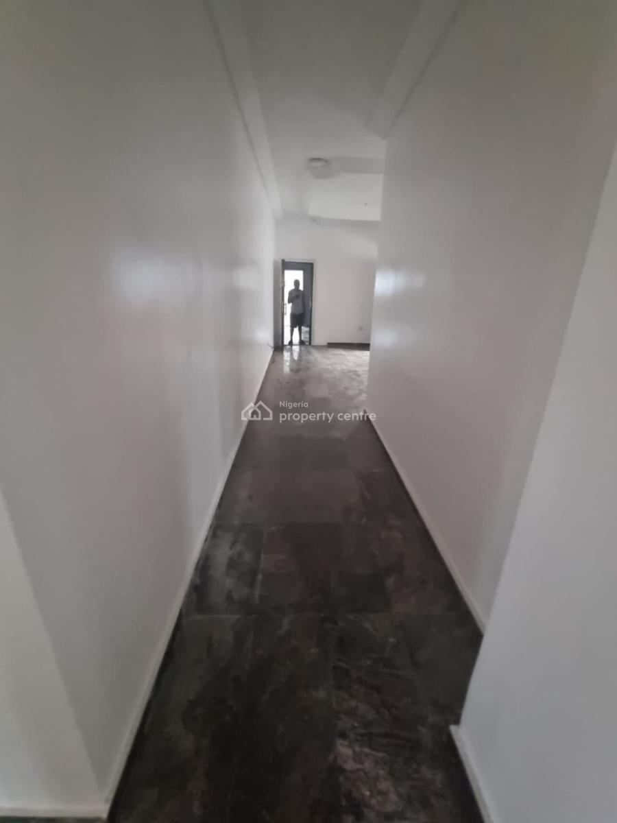Commercial Space Available, Lekki Expressway, Lekki, Lagos, Commercial Property for Rent