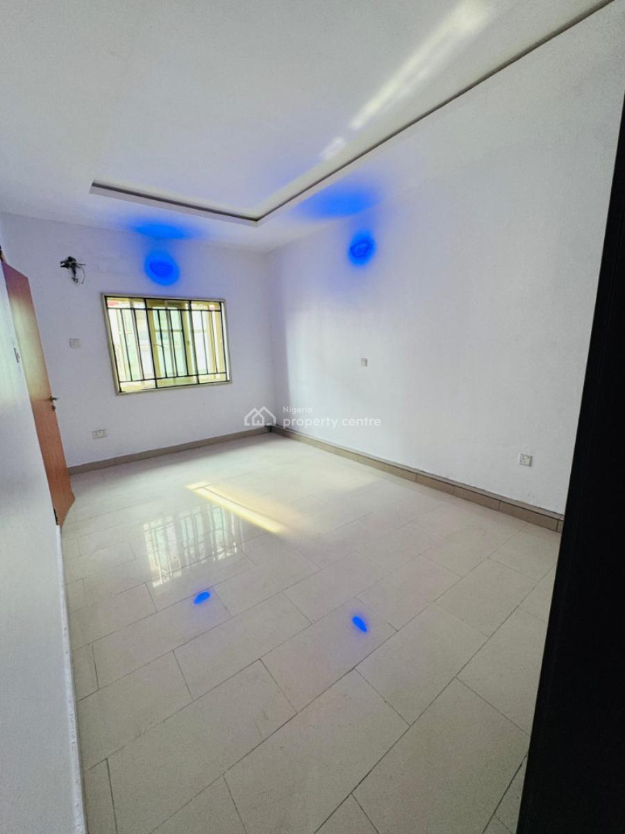 Convertible Two Bedrooms in a Serene Estate, Chevron, Lekki, Lekki, Lagos, Flat / Apartment for Rent