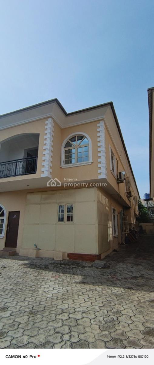 a Room Selfcon with Open Kitchen Inside, Furo Ezimora Street, Lekki Phase 1, Lekki, Lagos, Self Contain (single Rooms) for Rent