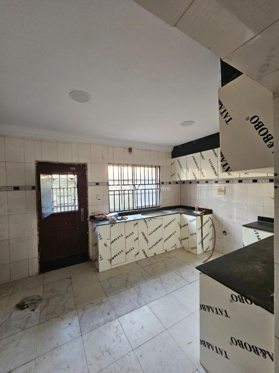 Massive 5 Bedroom Semi-detached Duplex with Massive Cars Park Space, Ajah, Lagos, Semi-detached Duplex for Rent