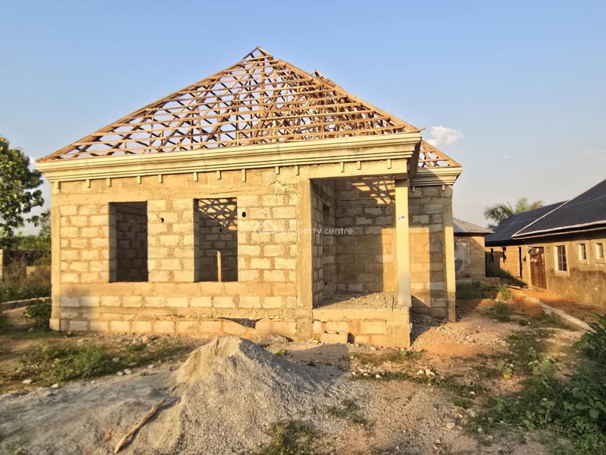 3 Bedroom Bungalow on a Plot of Land, Railway Area Alabata Moniya, Ibadan, Oyo, Residential Land for Sale