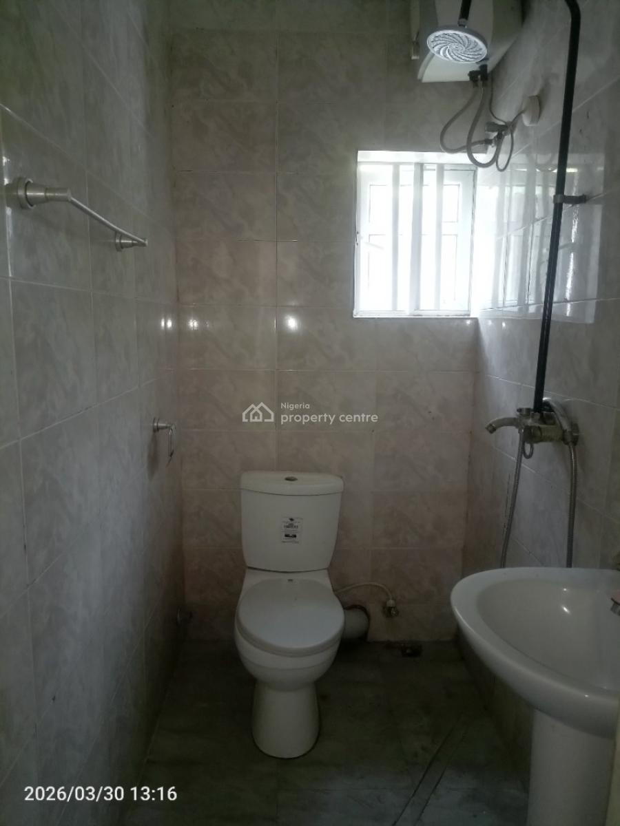 3 Bedroom Luxurious Downstair Flat, Okera Addo Road Ajah, Ajah, Lagos, Flat / Apartment for Rent