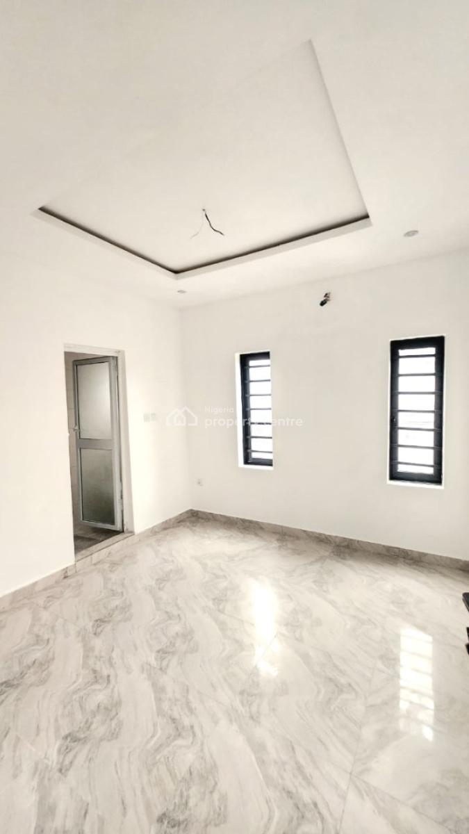 Luxury Two Bedrooms Apartment, Ologolo, Lekki, Lagos, Flat / Apartment for Sale