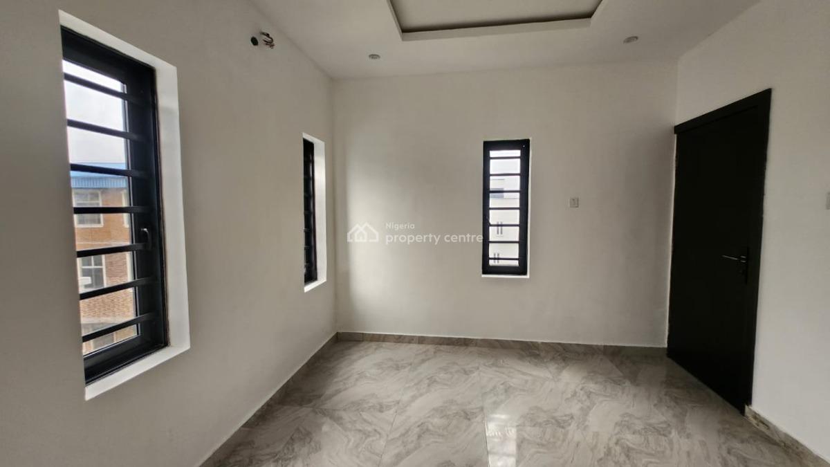 Luxury Two Bedrooms Apartment, Ologolo, Lekki, Lagos, Flat / Apartment for Sale