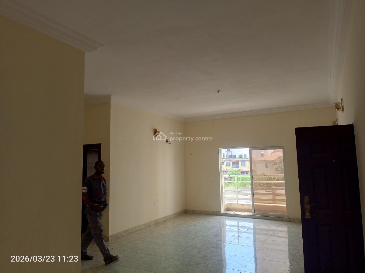 2 Bedroom Luxurious Flat with Bq, Lekki Scheme 2, Off Ogombo Road, Ajah Lagos State, Lekki Phase 2, Lekki, Lagos, Flat / Apartment for Rent