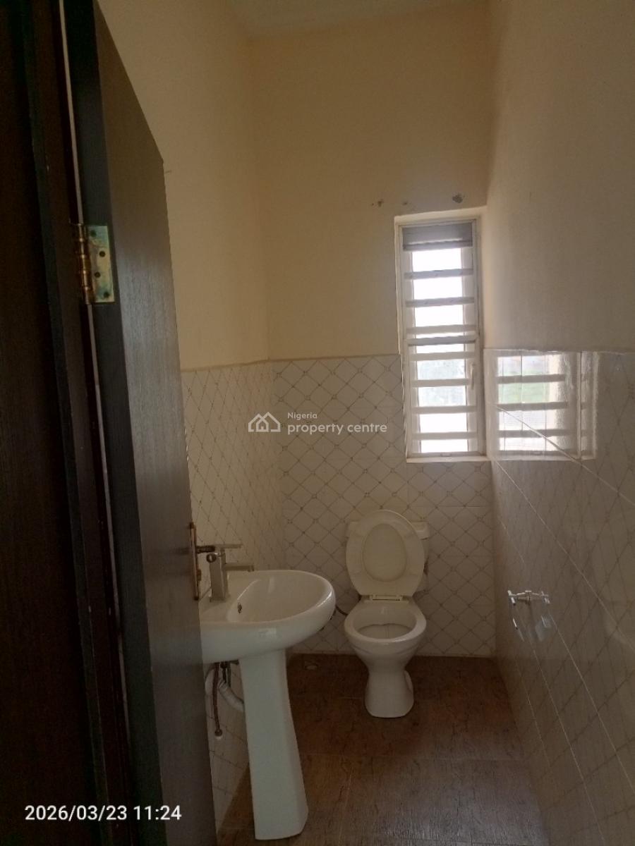 2 Bedroom Luxurious Flat with Bq, Lekki Scheme 2, Off Ogombo Road, Ajah Lagos State, Lekki Phase 2, Lekki, Lagos, Flat / Apartment for Rent