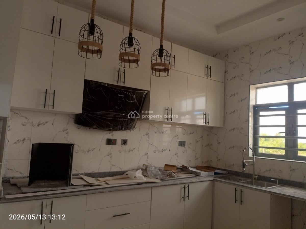 2 Bedroom Luxurious Newly Built Flat with Swimming, Lekki Scheme 2, Off Mobil Road, Lekki Phase 2, Lekki, Lagos, Flat / Apartment for Rent