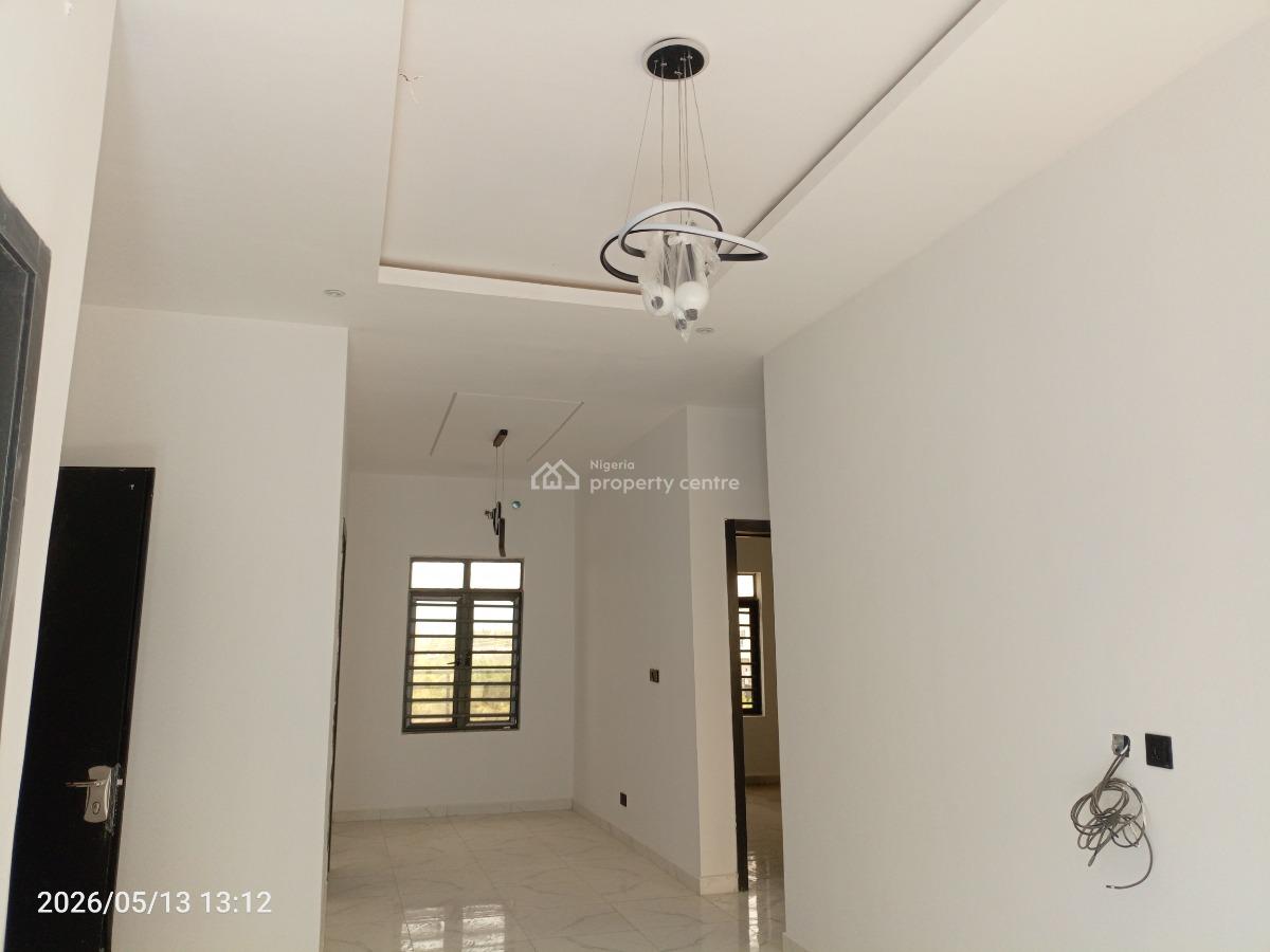 2 Bedroom Luxurious Newly Built Flat with Swimming, Lekki Scheme 2, Off Mobil Road, Lekki Phase 2, Lekki, Lagos, Flat / Apartment for Rent