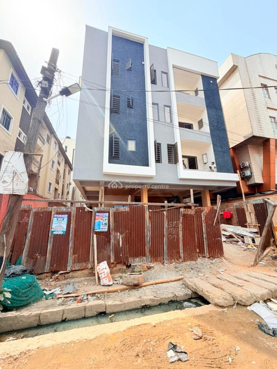 3 Bedroom Apartment with Bq, Yaba, Lagos, Flat / Apartment for Sale