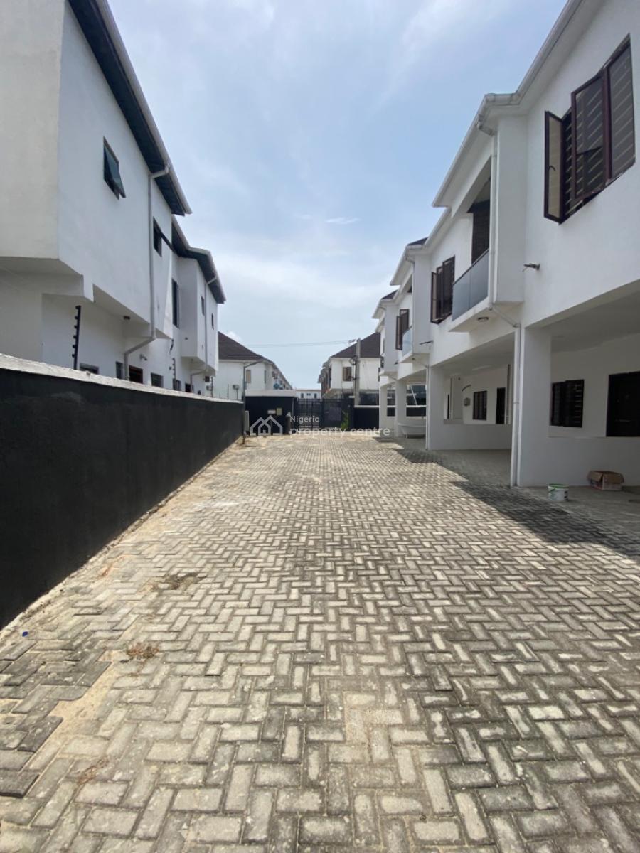 Brand New /fully Serviced 3 Bedrooms Terrace Duplex with Bq, Lekki Orchid, Lekki Phase 2, Lekki, Lagos, Terraced Duplex for Rent