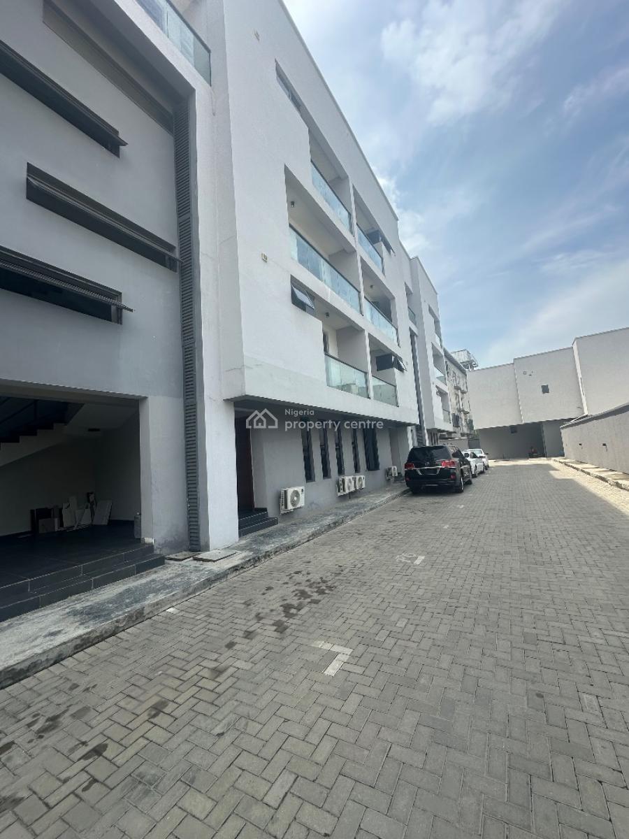 4 Bedroom Massionate, Spg Road, Ologolo, Lekki, Lagos, Terraced Duplex for Rent