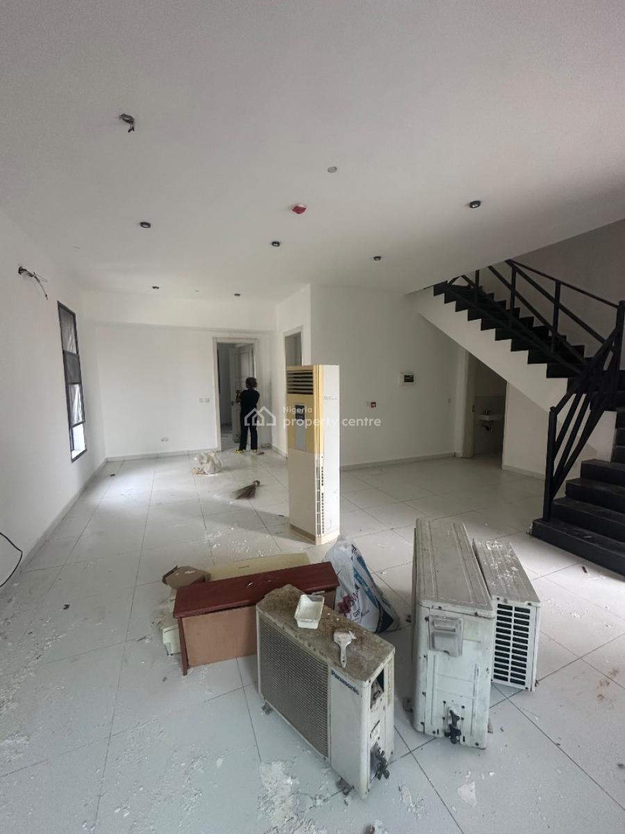 4 Bedroom Massionate, Spg Road, Ologolo, Lekki, Lagos, Terraced Duplex for Rent