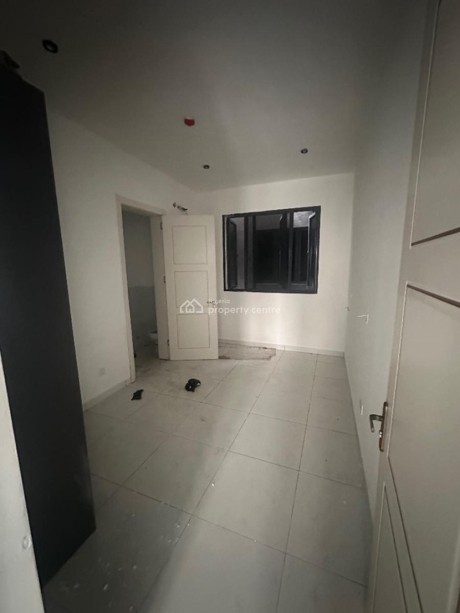 4 Bedroom Massionate, Spg Road, Ologolo, Lekki, Lagos, Terraced Duplex for Rent