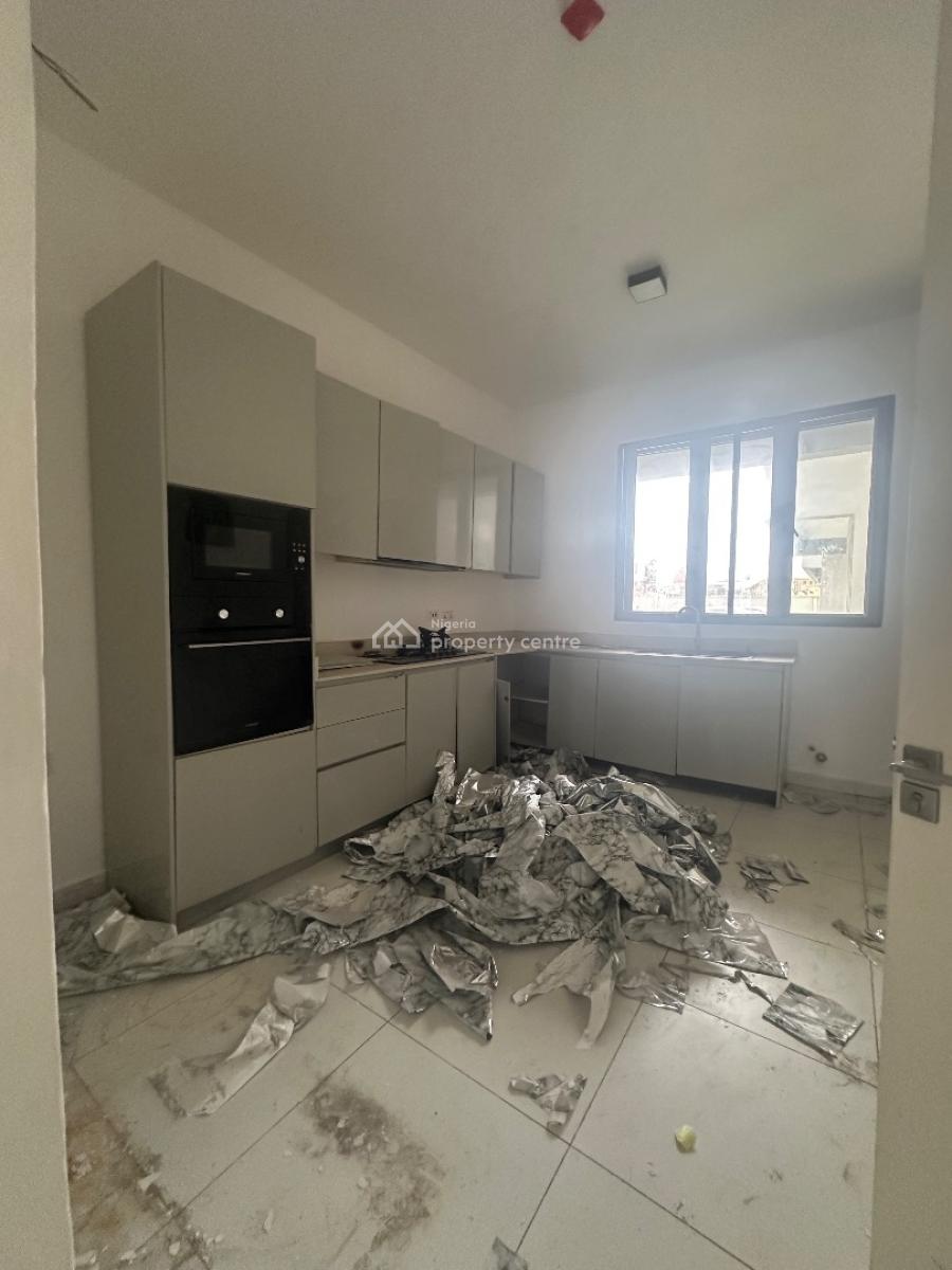 4 Bedroom Massionate, Spg Road, Ologolo, Lekki, Lagos, Terraced Duplex for Rent