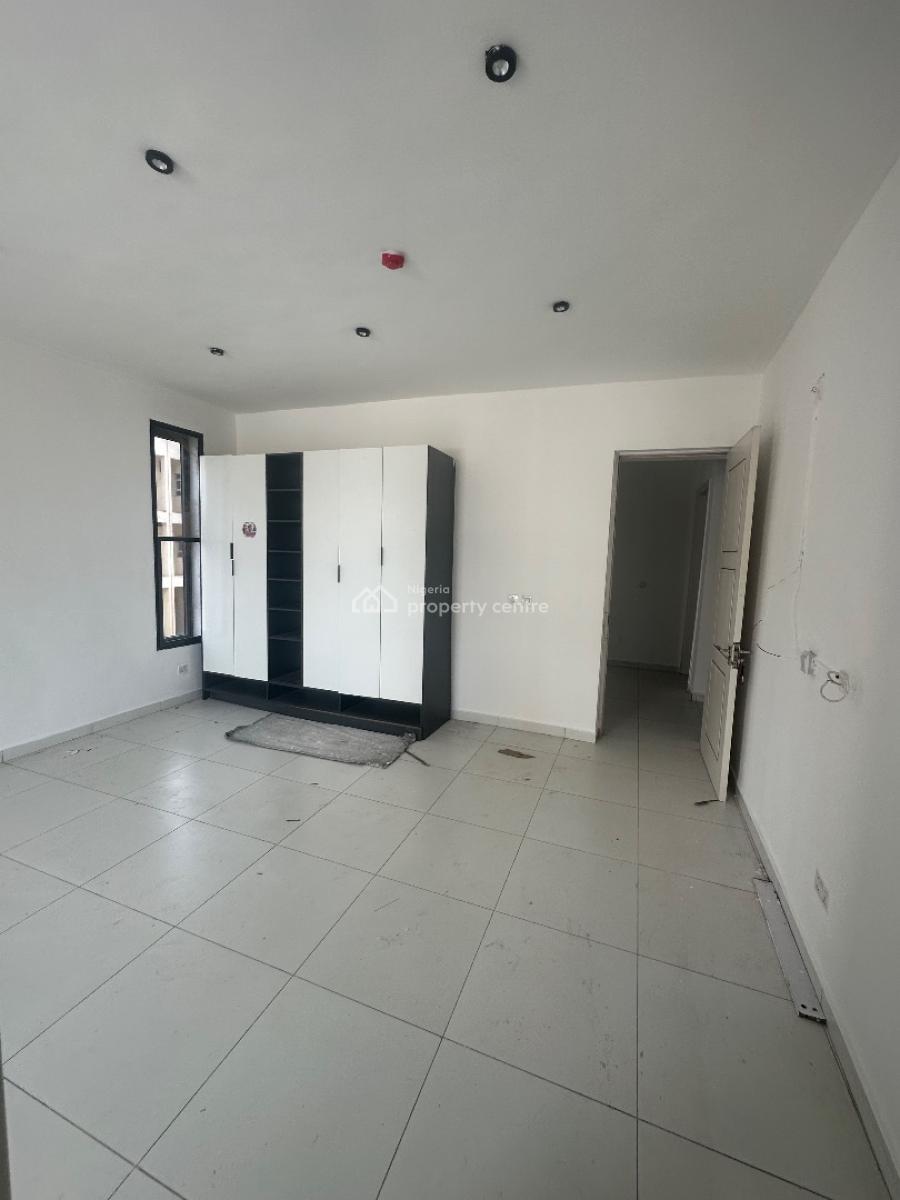 4 Bedroom Massionate, Spg Road, Ologolo, Lekki, Lagos, Terraced Duplex for Rent