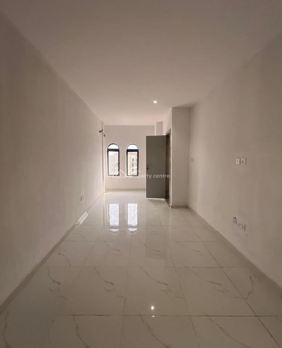 2 Bedroom Maisonette, Freedom Way, Lekki Phase 1, Lekki, Lagos, Flat / Apartment for Sale