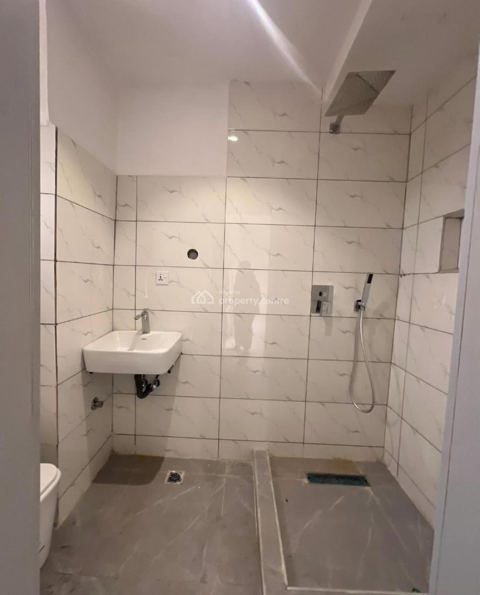 2 Bedroom Maisonette, Freedom Way, Lekki Phase 1, Lekki, Lagos, Flat / Apartment for Sale