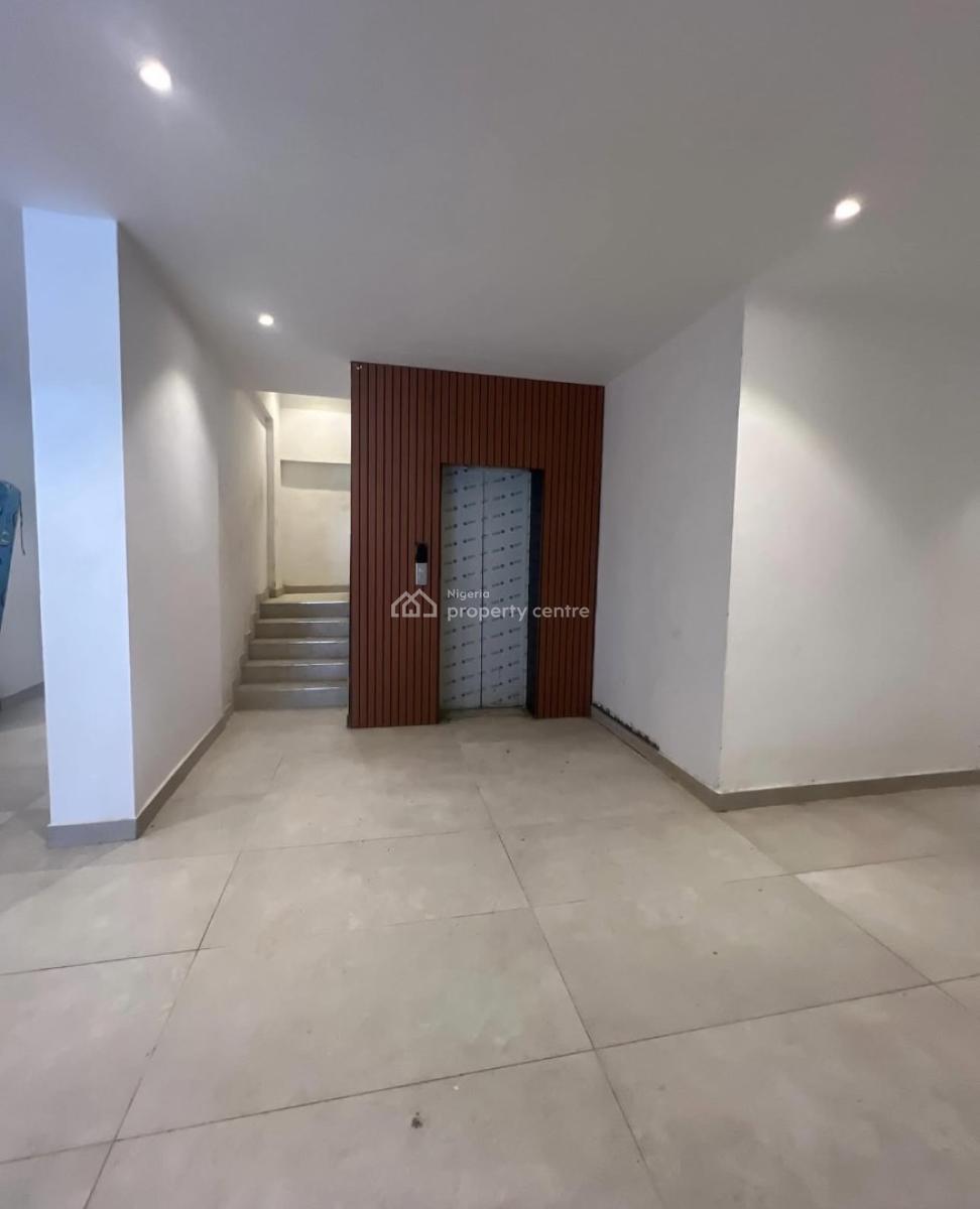 2 Bedroom Maisonette, Freedom Way, Lekki Phase 1, Lekki, Lagos, Flat / Apartment for Sale