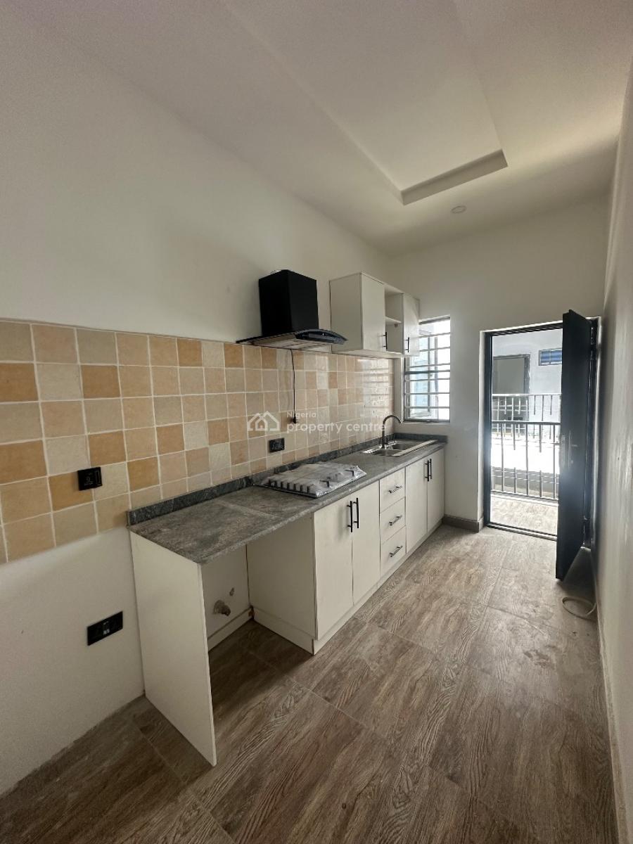 2 Bedroom Apartment, Spg Road, Ologolo, Lekki, Lagos, Flat / Apartment for Rent