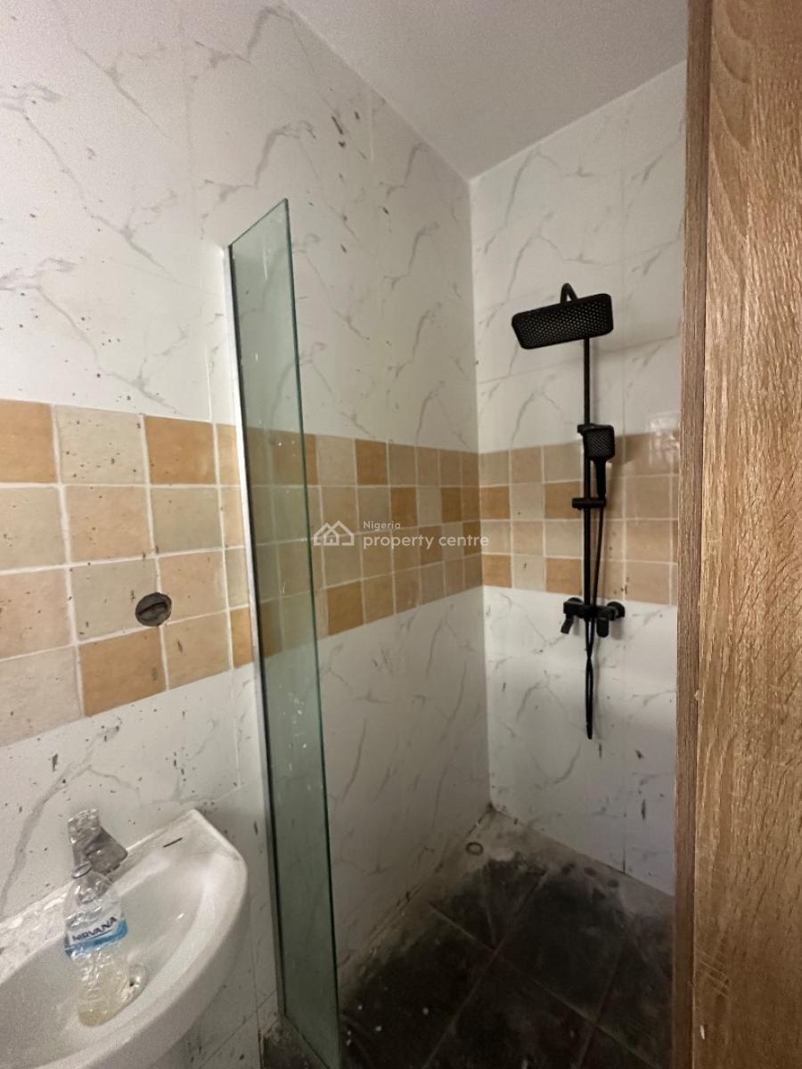 2 Bedroom Apartment, Spg Road, Ologolo, Lekki, Lagos, Flat / Apartment for Rent