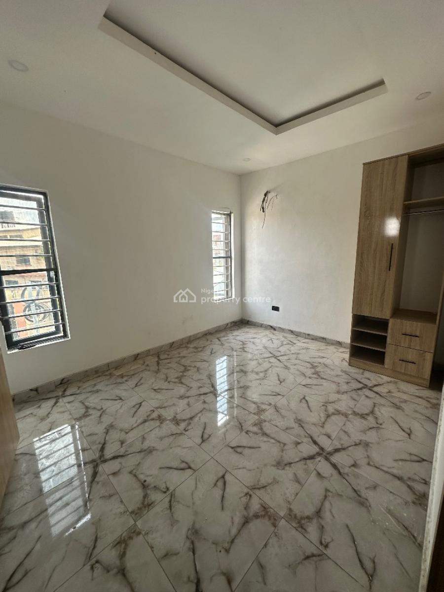 2 Bedroom Apartment, Spg Road, Ologolo, Lekki, Lagos, Flat / Apartment for Rent