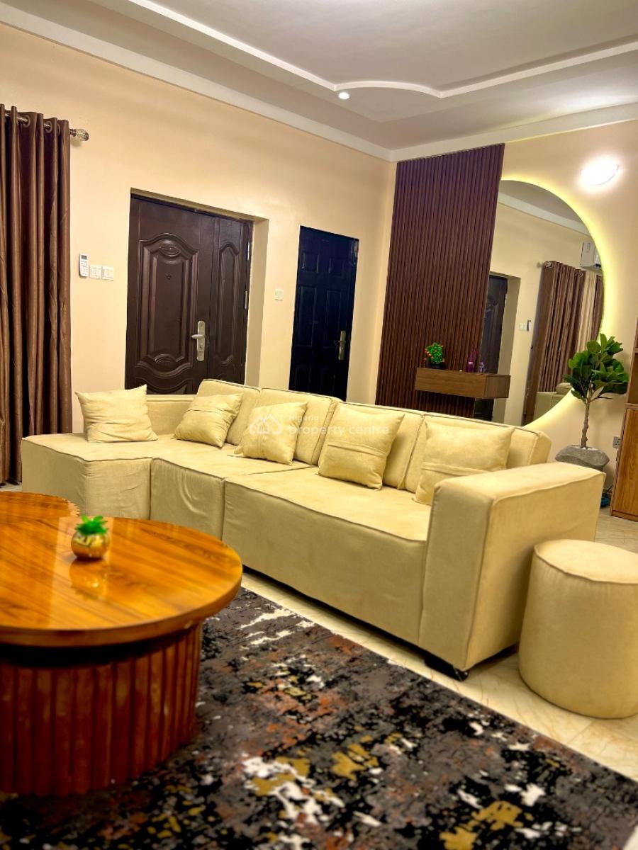 a Cozy 2-bedroom Apartment with Execellent Facilities, 240 Jaja Wachukwu Stree, Wuye, Abuja, Flat / Apartment Short Let