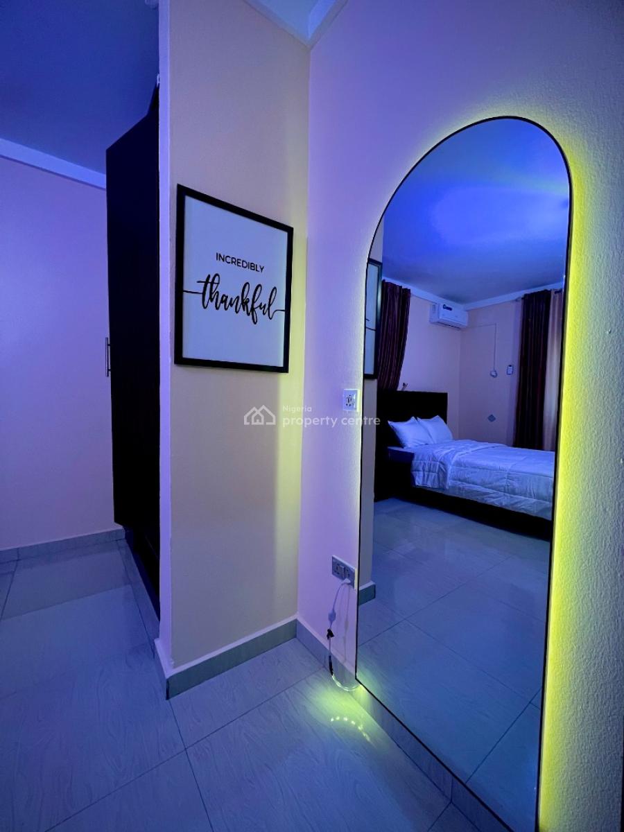 a Cozy 2-bedroom Apartment with Execellent Facilities, 240 Jaja Wachukwu Stree, Wuye, Abuja, Flat / Apartment Short Let