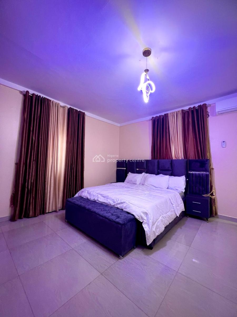 a Cozy 2-bedroom Apartment with Execellent Facilities, 240 Jaja Wachukwu Stree, Wuye, Abuja, Flat / Apartment Short Let