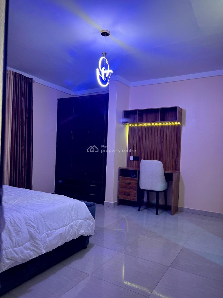 a Cozy 2-bedroom Apartment with Execellent Facilities, 240 Jaja Wachukwu Stree, Wuye, Abuja, Flat / Apartment Short Let