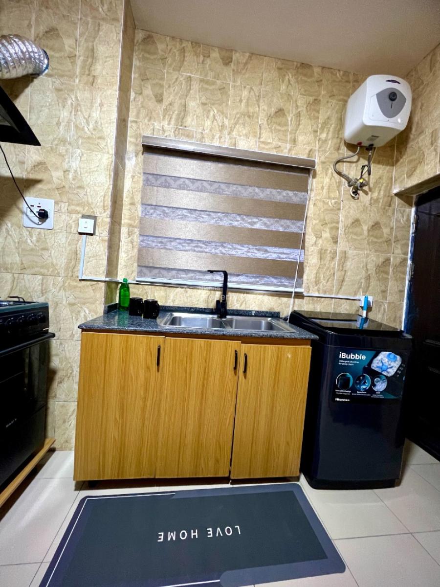 a Cozy 2-bedroom Apartment with Execellent Facilities, 240 Jaja Wachukwu Stree, Wuye, Abuja, Flat / Apartment Short Let