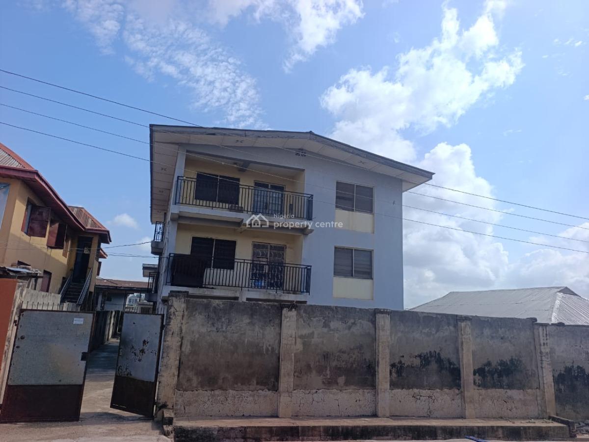 3 Unit 3 Bedroom & 2 Unit 1 Bedroom, Kufeyiji Street Behind Muslim Praying Ground Agodi Gate Ibadan, Ibadan, Oyo, Block of Flats for Sale