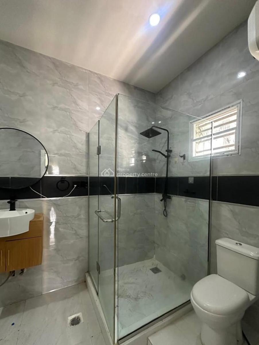 Contemporary 4-bedroom Semi-detached Duplex with Bq, Chevron, Lekki, Lagos, Semi-detached Duplex for Rent