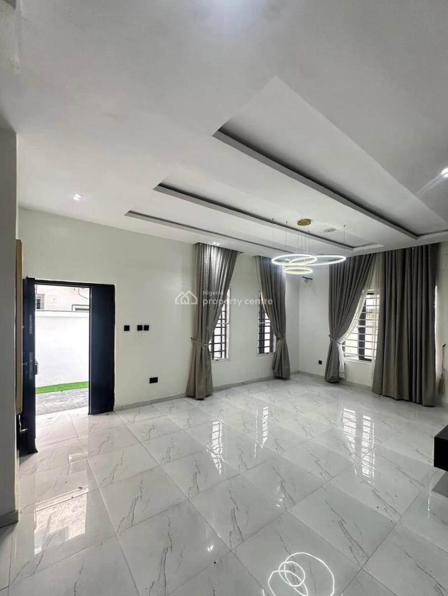 Contemporary 4-bedroom Semi-detached Duplex with Bq, Chevron, Lekki, Lagos, Semi-detached Duplex for Rent