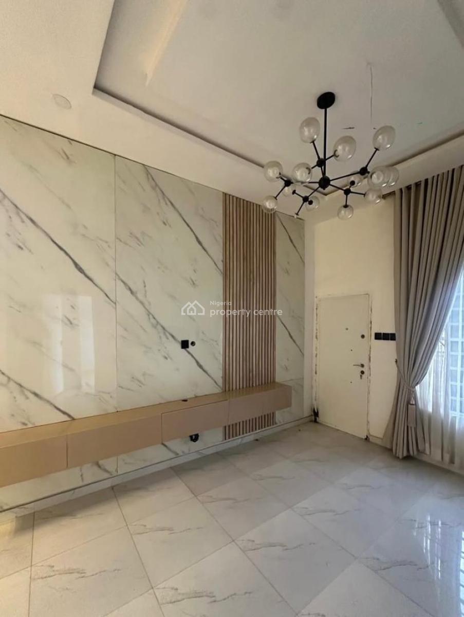 Contemporary 4-bedroom Semi-detached Duplex with Bq, Chevron, Lekki, Lagos, Semi-detached Duplex for Rent