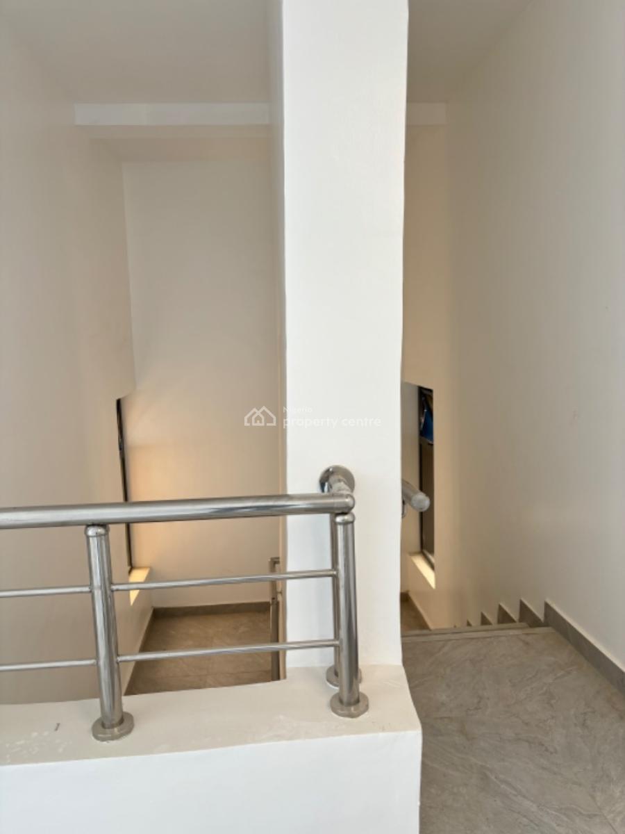 4 Bedrooms Fully Detached Town House, Lekki Phase 1, Lekki, Lagos, Detached Duplex for Sale