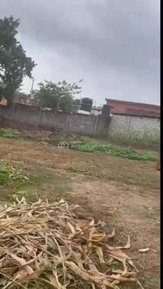 4 Flats of 3 Bedroom on an Acre of Land, Oba Akenzua, Dugbe (onireke), Ibadan North-west, Oyo, House for Sale