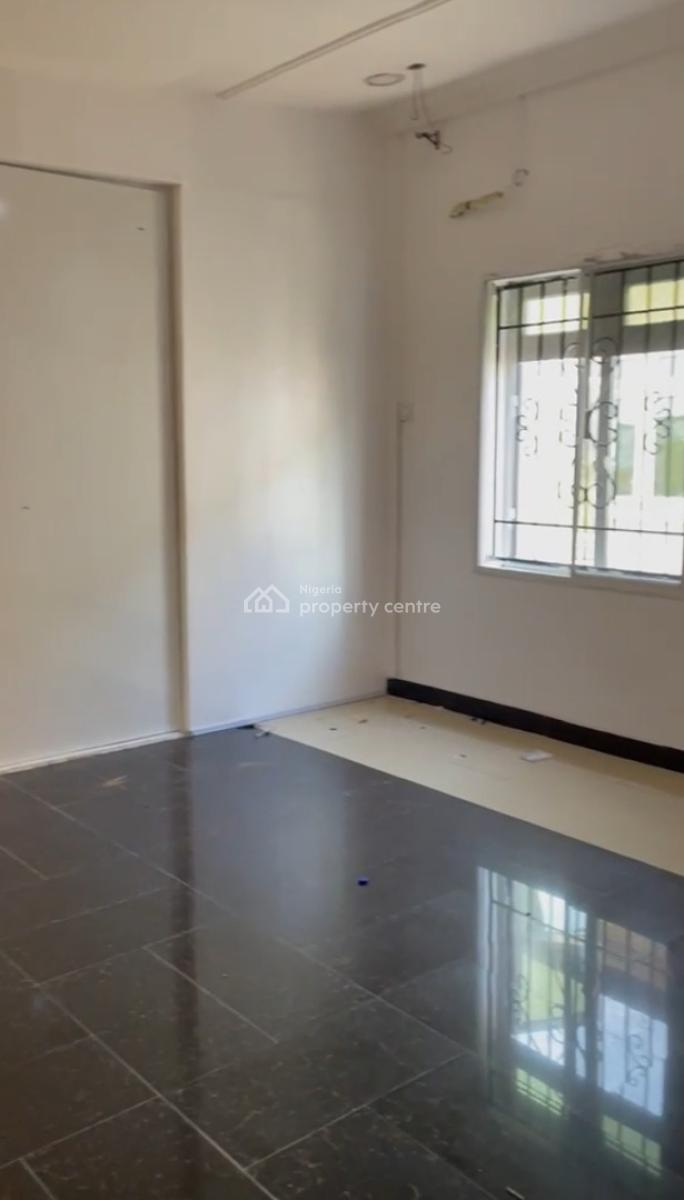 Spacious Rooms and Parlor Serviced Apartment, Paradise 3 Estate Chevron Drive, Lekki, Lagos, Semi-detached Duplex for Rent