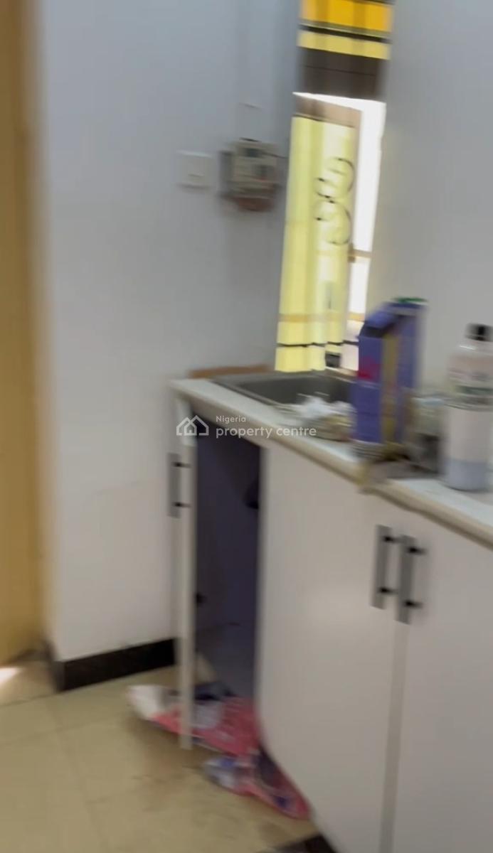 Spacious Rooms and Parlor Serviced Apartment, Paradise 3 Estate Chevron Drive, Lekki, Lagos, Semi-detached Duplex for Rent