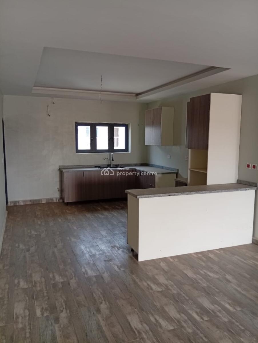 Spacious 3 Bedroom Apartment, Fo1 Layout, Kubwa, Abuja, Terraced Duplex for Rent