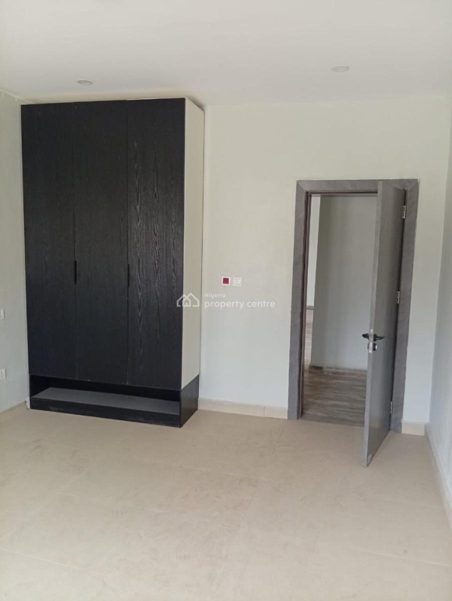 Spacious 3 Bedroom Apartment, Fo1 Layout, Kubwa, Abuja, Terraced Duplex for Rent