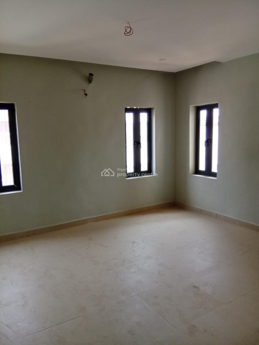 Spacious 3 Bedroom Apartment, Fo1 Layout, Kubwa, Abuja, Terraced Duplex for Rent