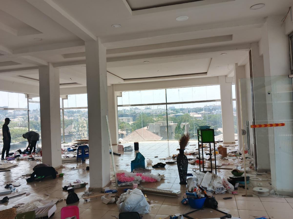 193sqm Office/shop Space, Amino Kano Crescent, Wuse 2, Abuja, Plaza / Complex / Mall for Rent