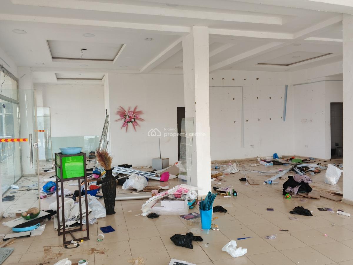 193sqm Office/shop Space, Amino Kano Crescent, Wuse 2, Abuja, Plaza / Complex / Mall for Rent