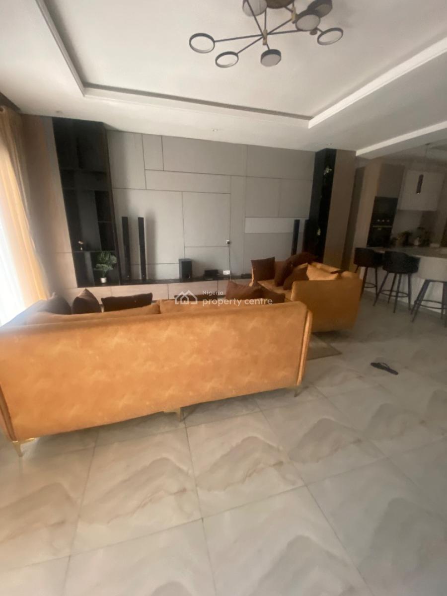 Spacious 3 Bedroom Apartment, Lekki Phase 1, Lekki, Lagos, Flat / Apartment for Rent