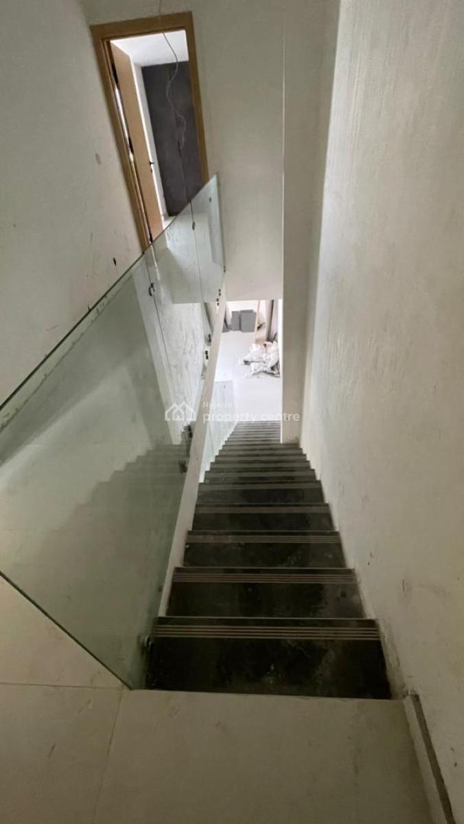 2-bedroom Maisonette Apartment, Lekki Phase 1, Lekki, Lagos, Flat / Apartment for Sale