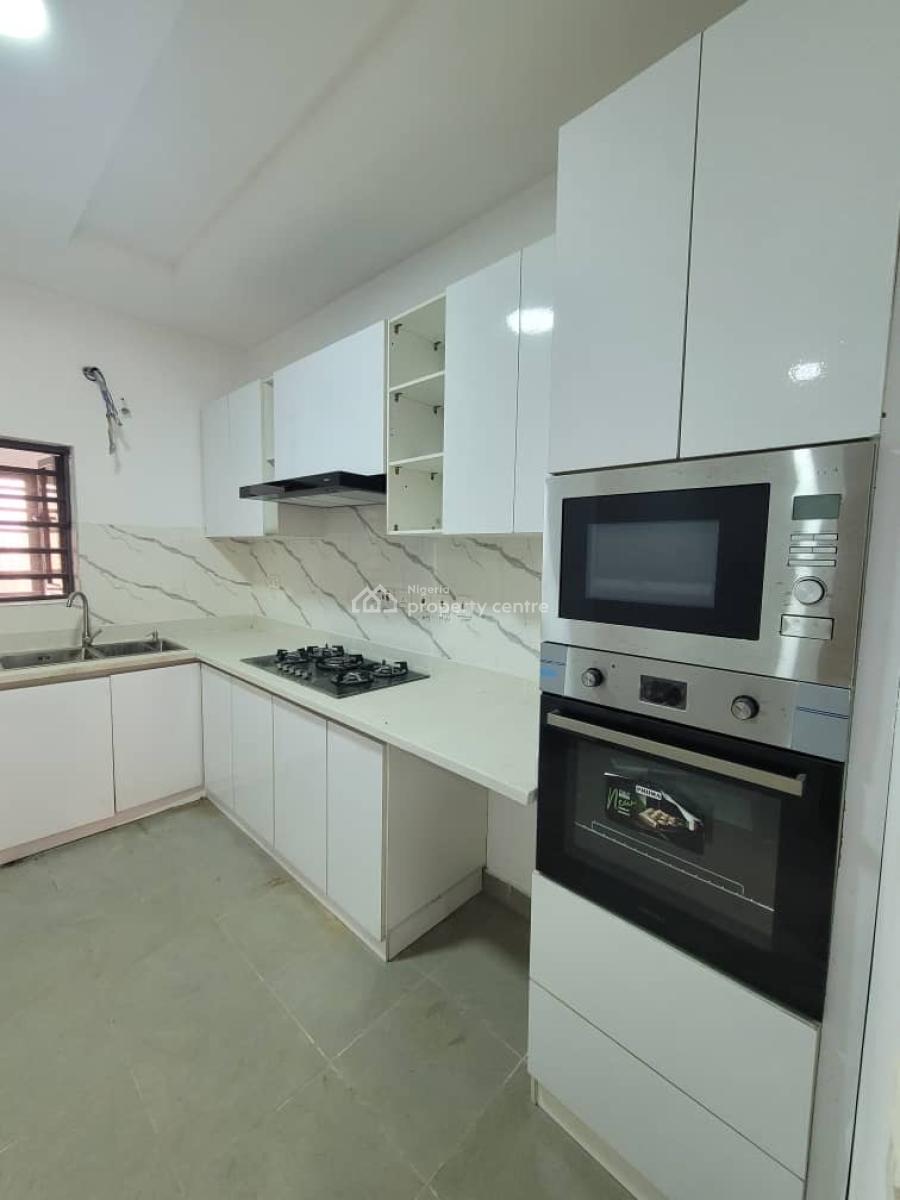 Newly Built 2 Bedroom Apartments, Lekki Phase 1, Lekki, Lagos, Flat / Apartment for Rent