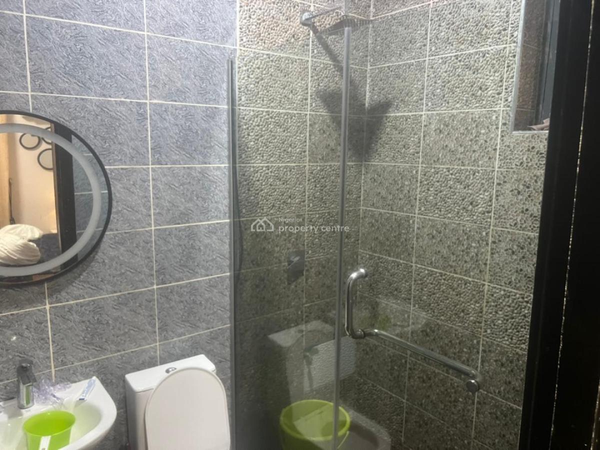 1 Bedroom Apartment, Lekki Phase 1, Lekki, Lagos, Mini Flat (room and Parlour) for Rent