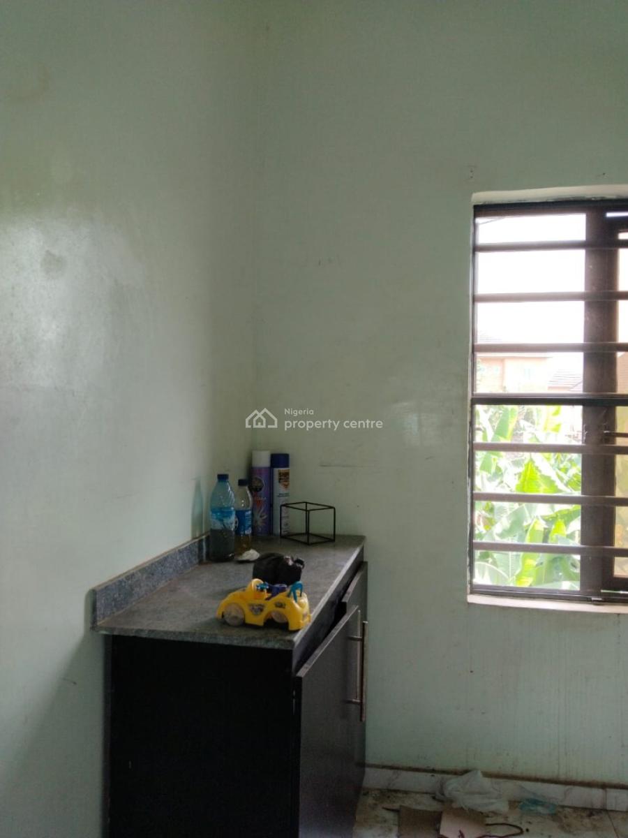 This Is a 4 Bedroom Duplex  Just 2 People in Compound, Magboro, Ogun, Terraced Duplex for Rent