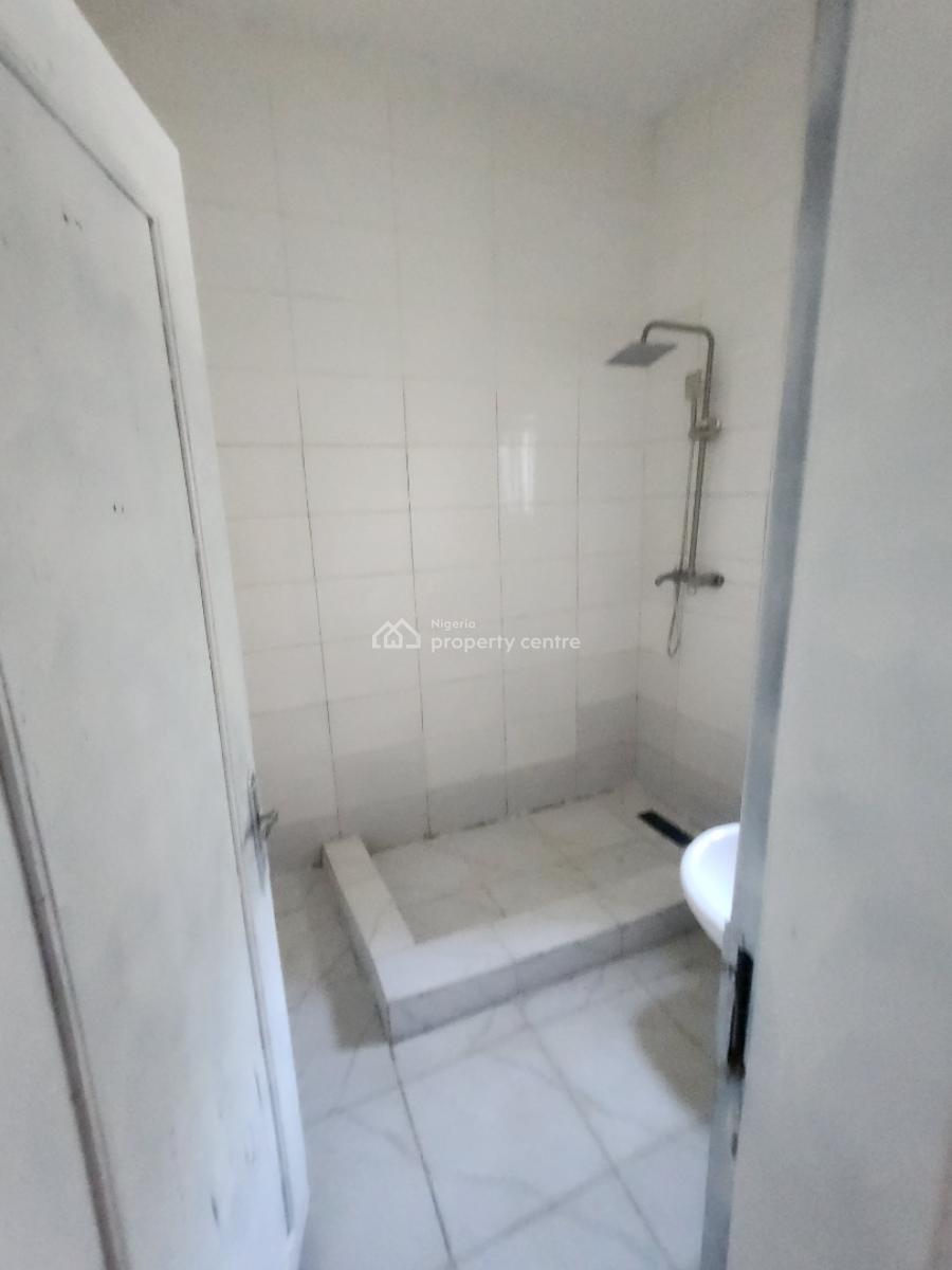 Clean 3 Bedroom Flat. Ground Floor, Pay & Pack in, By Arab (tarred Rd, Utako, Abuja, Flat / Apartment for Rent